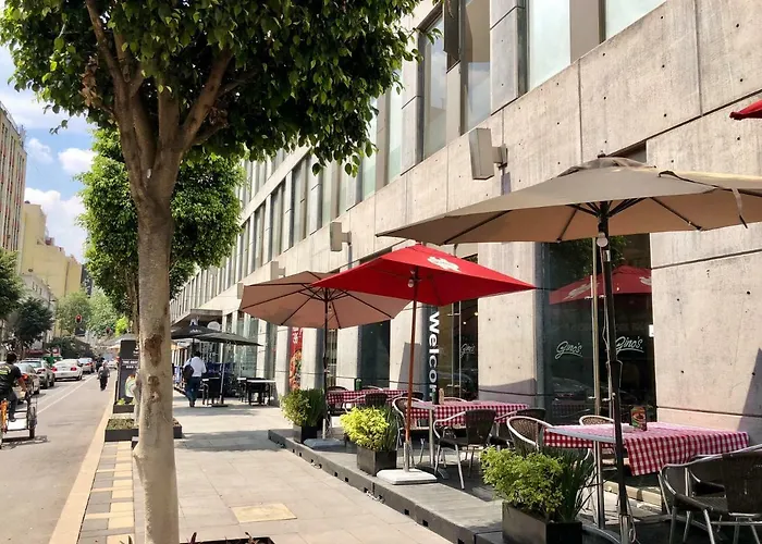 Boutique Downtown 628